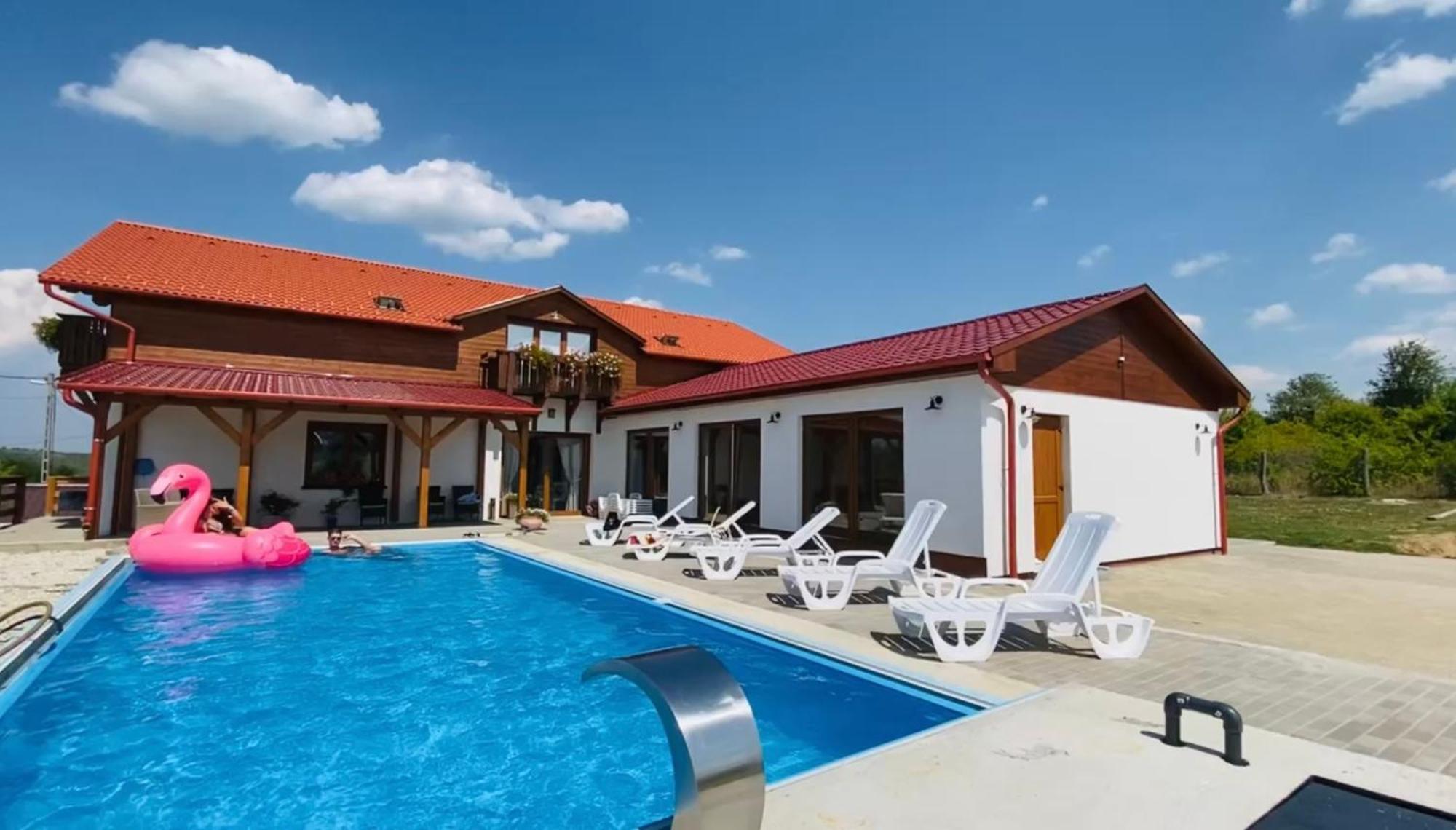 فندق Gold Horse Vendeghaz Szilvásvárad المظهر الخارجي الصورة