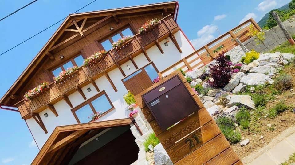 فندق Gold Horse Vendeghaz Szilvásvárad المظهر الخارجي الصورة